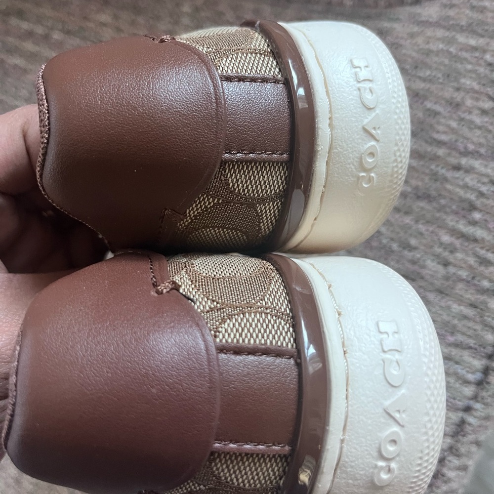 Coach shoes - Picture 3 of 3